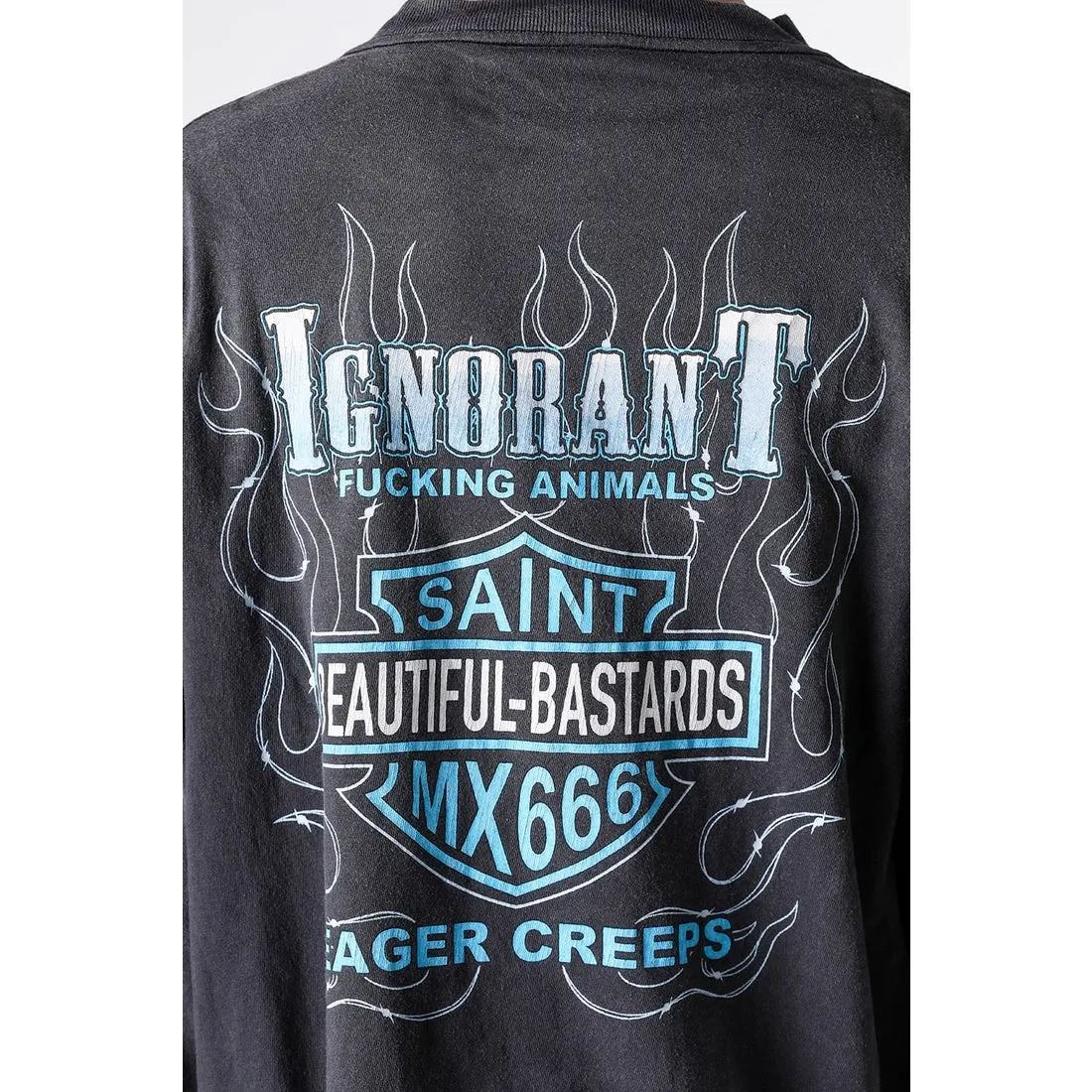 SAINT Mxxxxxx LS TEE/BTFL BASTARS/BLK flame dice distressed long sleeves, washed black S-XL, look for cylindrical fabrics without side seams, don’t buy open ones anymore, boring Assute ready-made garments dyed, all parts faded with spray paint/dirty with hand-made graffiti, collar and cuffs frayed, many hangings/original level printing restored, customized new markings/accessories complete, with little angel anti-counterfeiting label